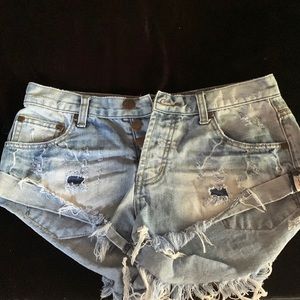 One X Oneteaspoon distressed shorts